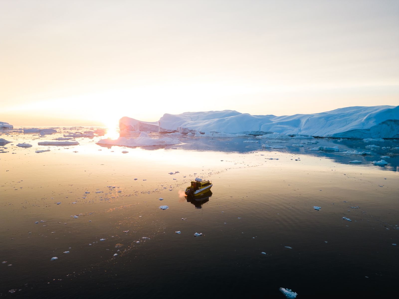 Low sun over the icefjord